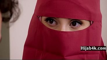 نيك طيز شرموطة عربية كبيرة فاجرة قوي